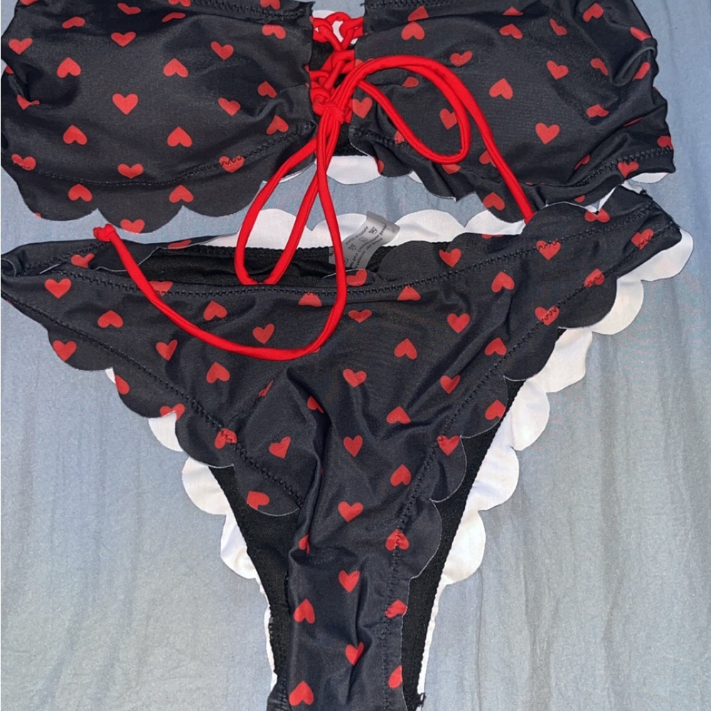 Bathing suit sets - Picture 9 of 10
